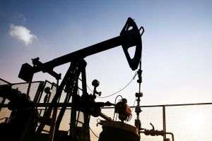 Geopolitical tensions fuel oil prices